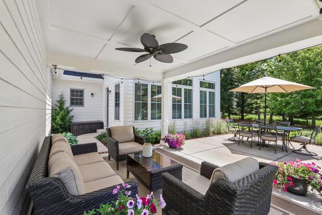 191 Fieldstone ROAD, Delafield, WI 53018