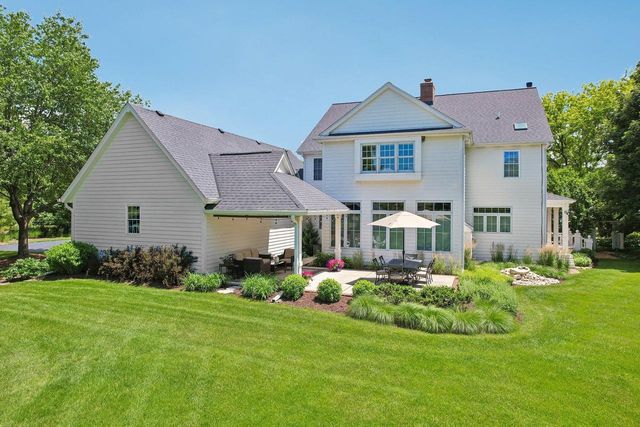 191 Fieldstone ROAD, Delafield, WI 53018