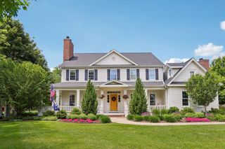 191 Fieldstone ROAD, Delafield, WI 53018