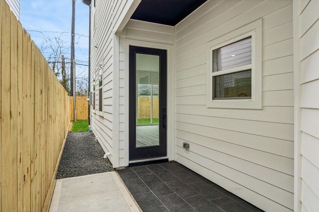 6642 Lozier Street, Houston, TX 77021