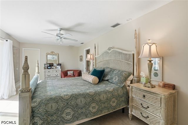 5205 Tiffany CT, Cape Coral, FL 33904