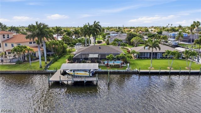 5205 Tiffany CT, Cape Coral, FL 33904