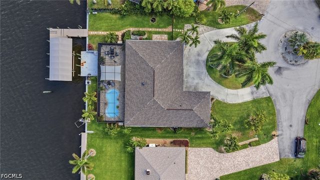 5205 Tiffany CT, Cape Coral, FL 33904