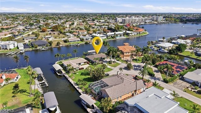 5205 Tiffany CT, Cape Coral, FL 33904