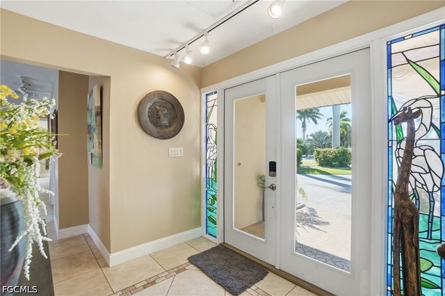 5205 Tiffany CT, Cape Coral, FL 33904