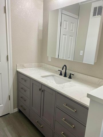 2100 N ROOSEVELT Street, Amarillo, TX 79107