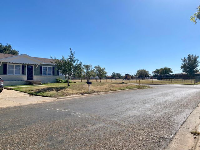2100 N ROOSEVELT Street, Amarillo, TX 79107