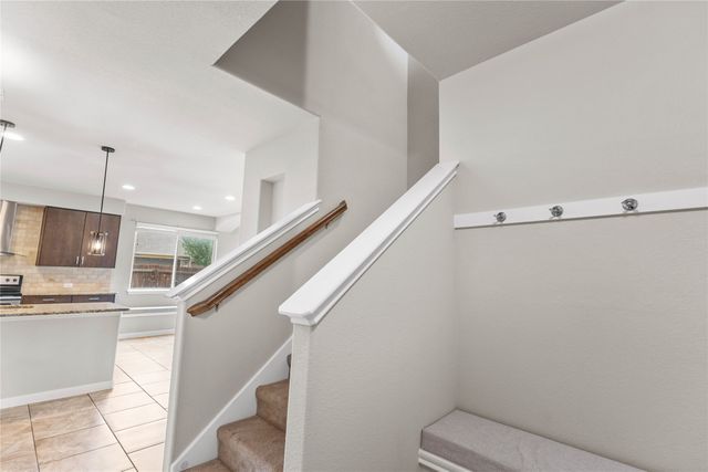 801 Oriel Circle, Fort Worth, TX 76036