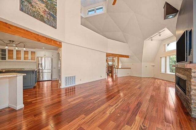 2100 Stardome Ln, Cool, CA 95614