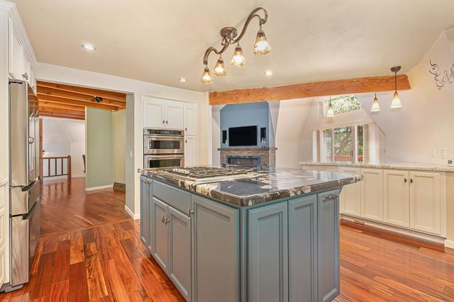 2100 Stardome Ln, Cool, CA 95614