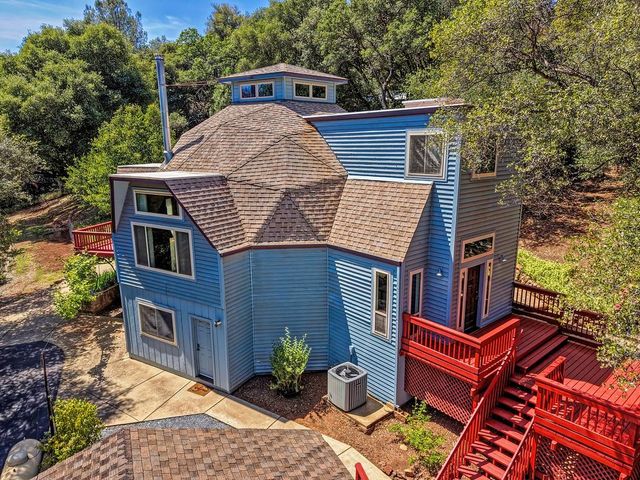 2100 Stardome Ln, Cool, CA 95614
