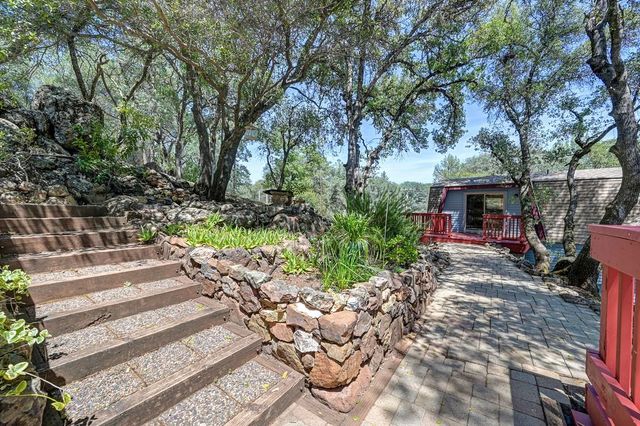 2100 Stardome Ln, Cool, CA 95614