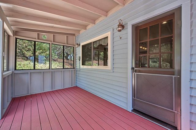 2100 Stardome Ln, Cool, CA 95614