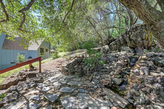 2100 Stardome Ln, Cool, CA 95614