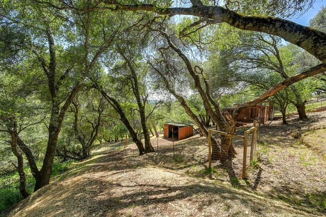 2100 Stardome Ln, Cool, CA 95614