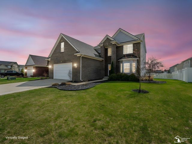 691 Foxworth Street, Dundee, MI 48131