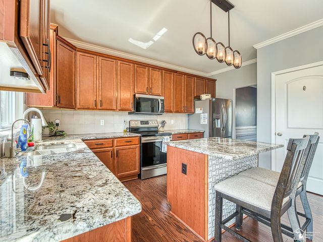 691 Foxworth Street, Dundee, MI 48131