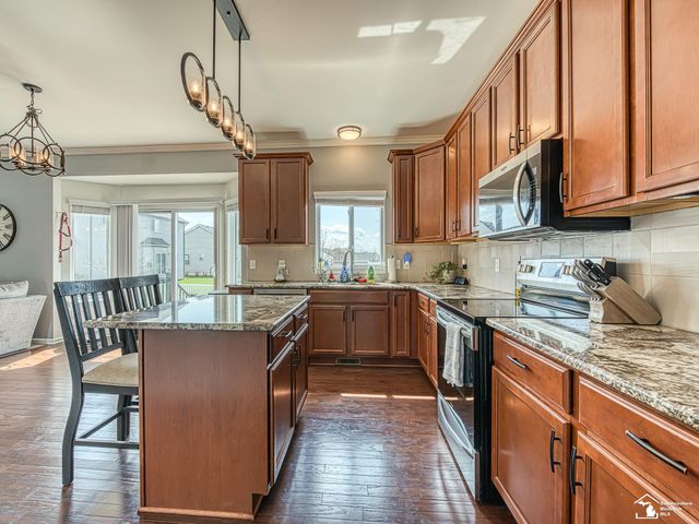 691 Foxworth Street, Dundee, MI 48131