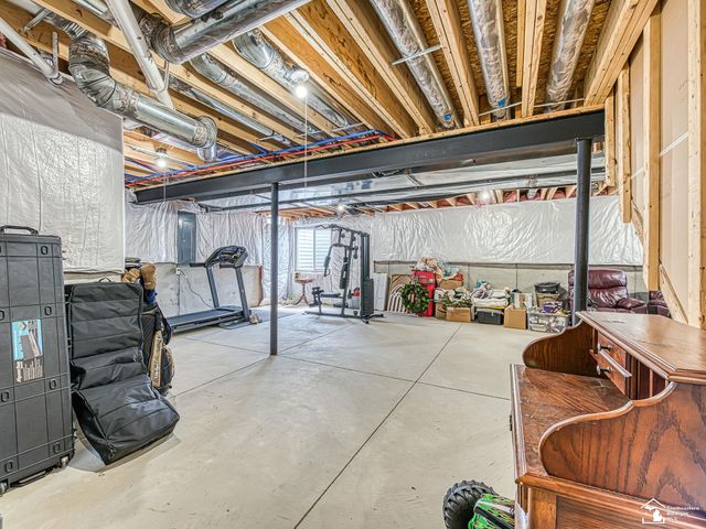 691 Foxworth Street, Dundee, MI 48131