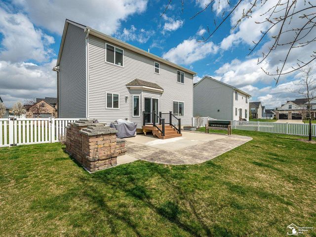 691 Foxworth Street, Dundee, MI 48131