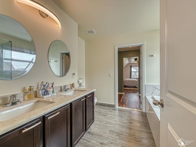 691 Foxworth Street, Dundee, MI 48131