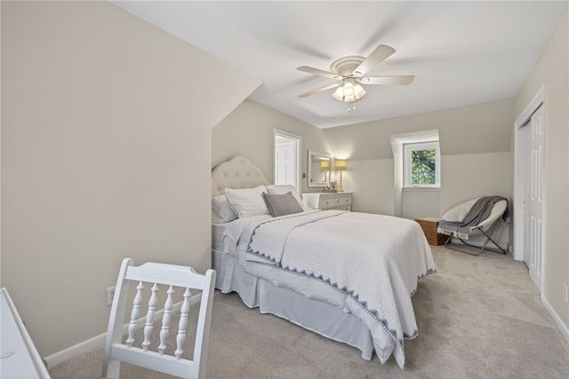 462 Seneca Park Avenue, Irondequoit, NY 14617