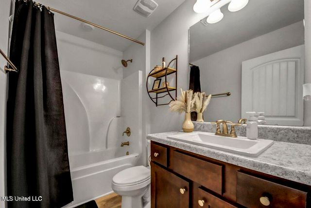 14034 Old Mossy Trail, Gulfport, MS 39503