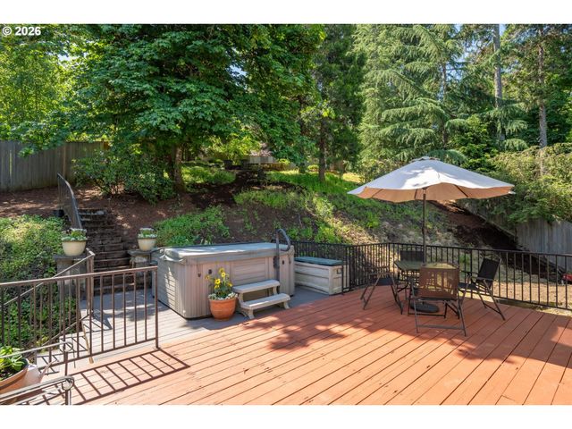 277 S 67TH Ct, Springfield, OR 97478