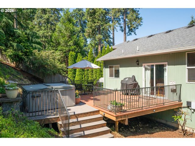 277 S 67TH Ct, Springfield, OR 97478