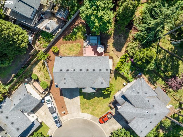 277 S 67TH Ct, Springfield, OR 97478