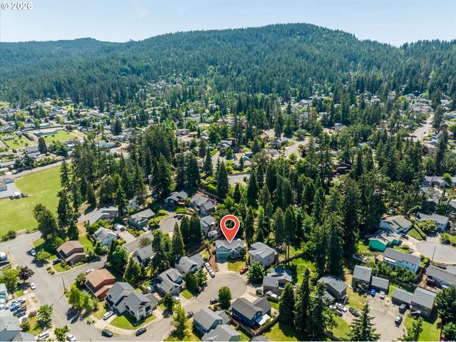 277 S 67TH Ct, Springfield, OR 97478