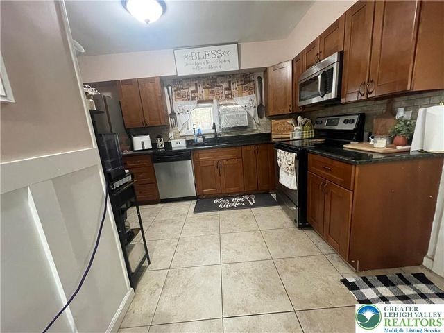 1113 Lafayette Street, Easton, PA 18042