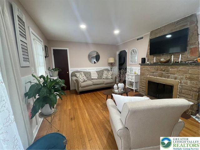 1113 Lafayette Street, Easton, PA 18042