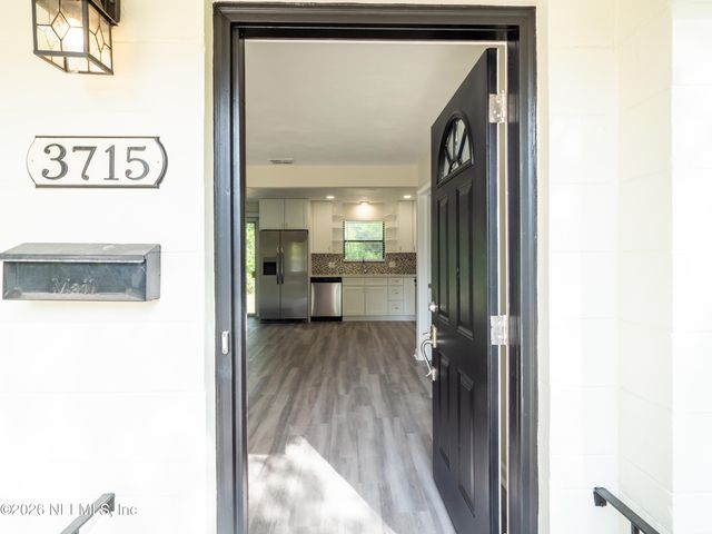 3715 CULP Drive, Jacksonville, FL 32277