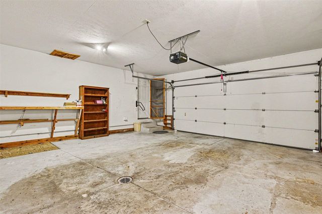 5238 Cobblefield Lane, Kalamazoo, MI 49004