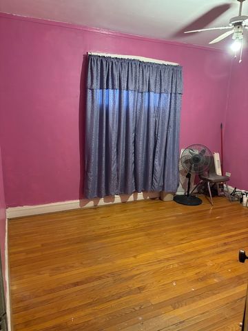 7824 S Loomis Boulevard, Chicago, IL 60620