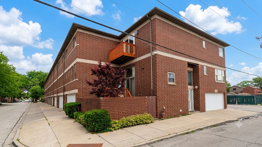 2805 S Stewart Avenue, Chicago, IL 60616 — photo 2