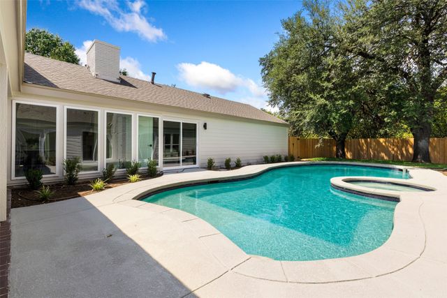 17133 Earthwind Drive, Dallas, TX 75248