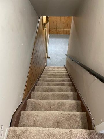 15846 W 11 Mile Road, Southfield, MI 48076