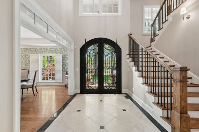 107 Sturbridge Dr, Franklin, TN 37064