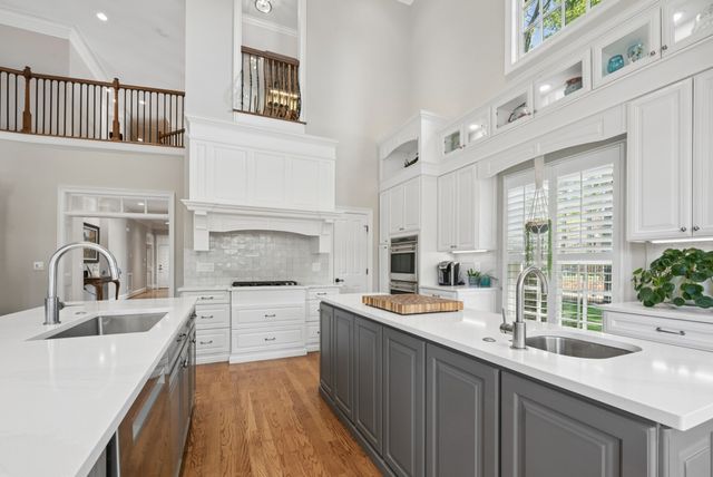 107 Sturbridge Dr, Franklin, TN 37064