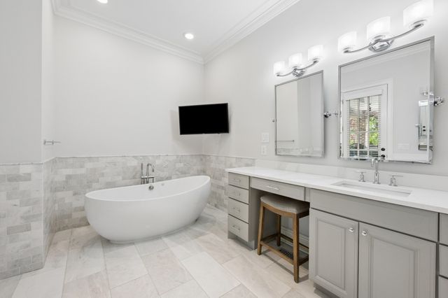 107 Sturbridge Dr, Franklin, TN 37064