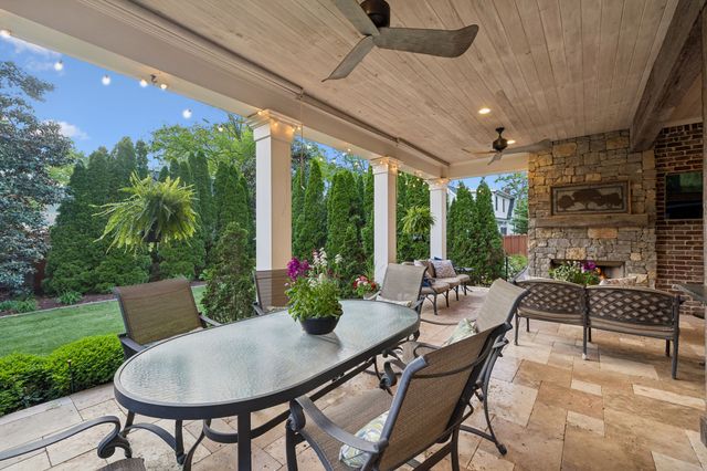 107 Sturbridge Dr, Franklin, TN 37064