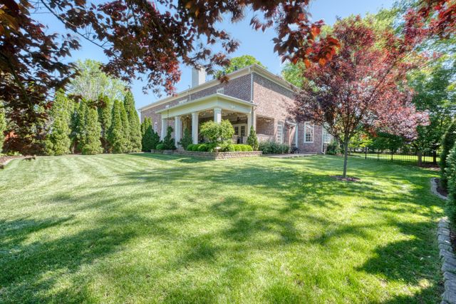 107 Sturbridge Dr, Franklin, TN 37064