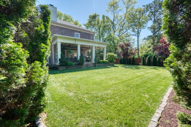 107 Sturbridge Dr, Franklin, TN 37064