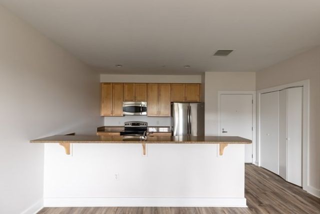 26 New Derby St 407, Salem, MA 01970