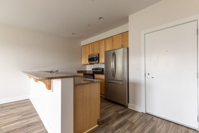 26 New Derby St 407, Salem, MA 01970