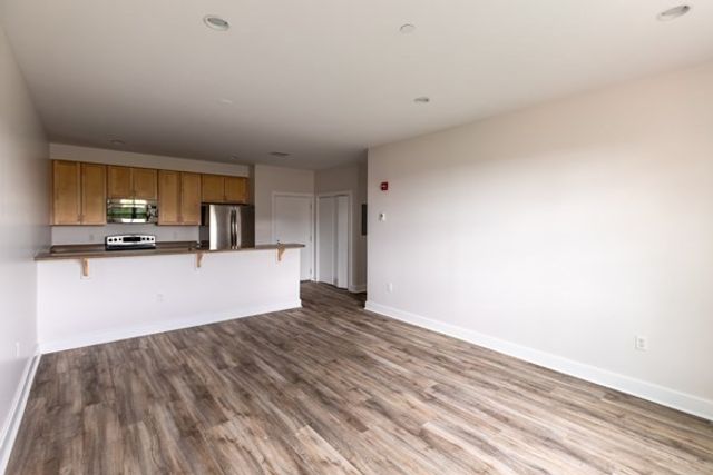 26 New Derby St 407, Salem, MA 01970