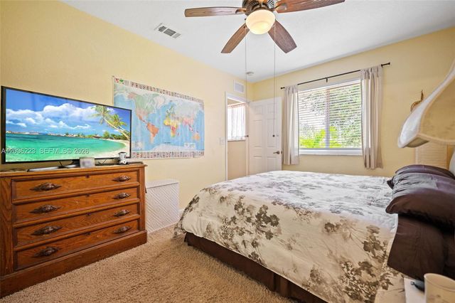 6086 Southard St, West Palm Beach, FL 33411