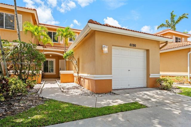 6086 Southard St, West Palm Beach, FL 33411